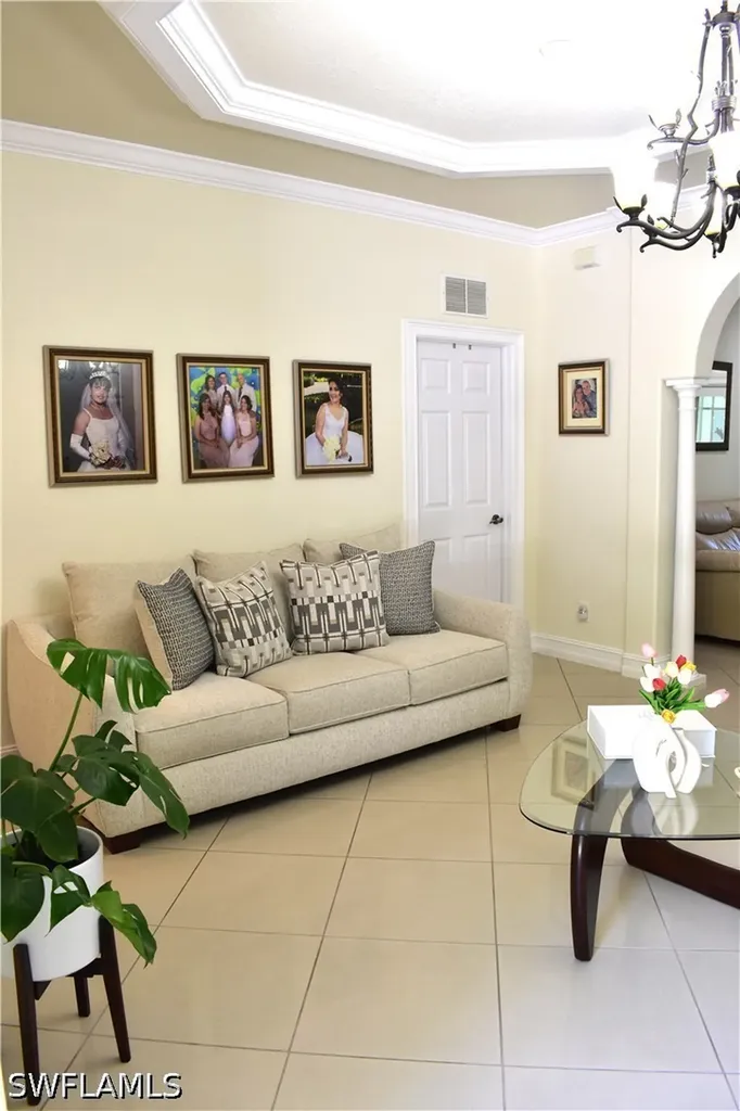 3670 8th Avenue SE Naples FL 34117