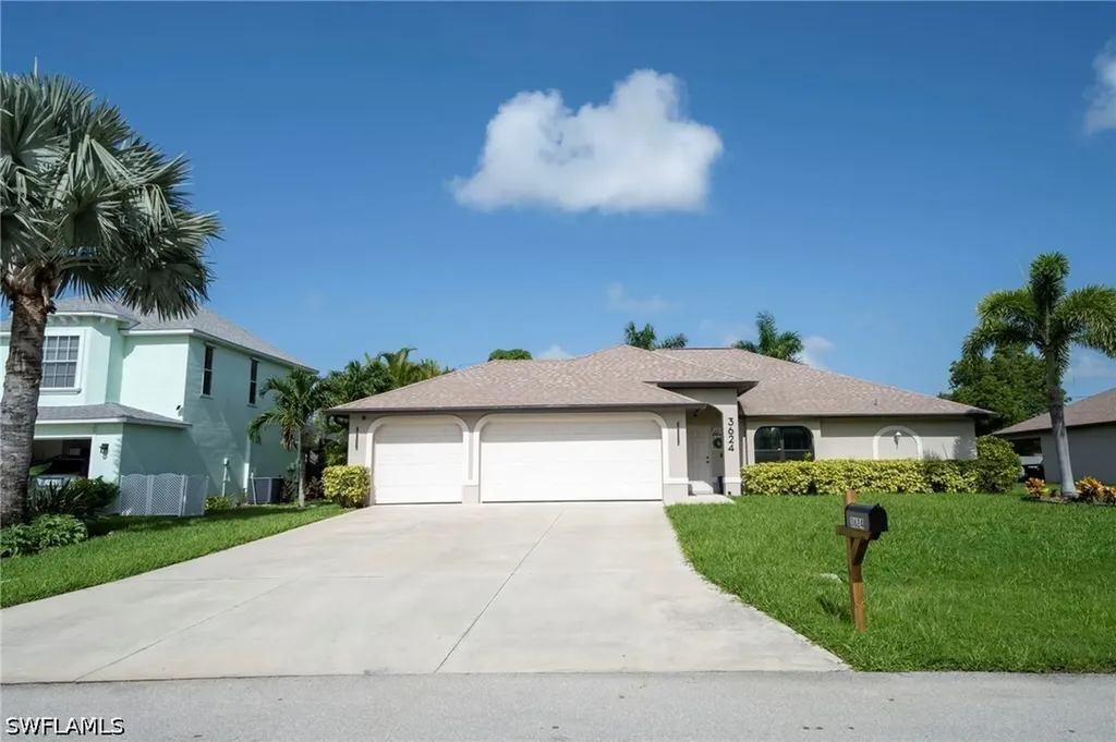 3624 SW 3rd Avenue Cape Coral FL 33914