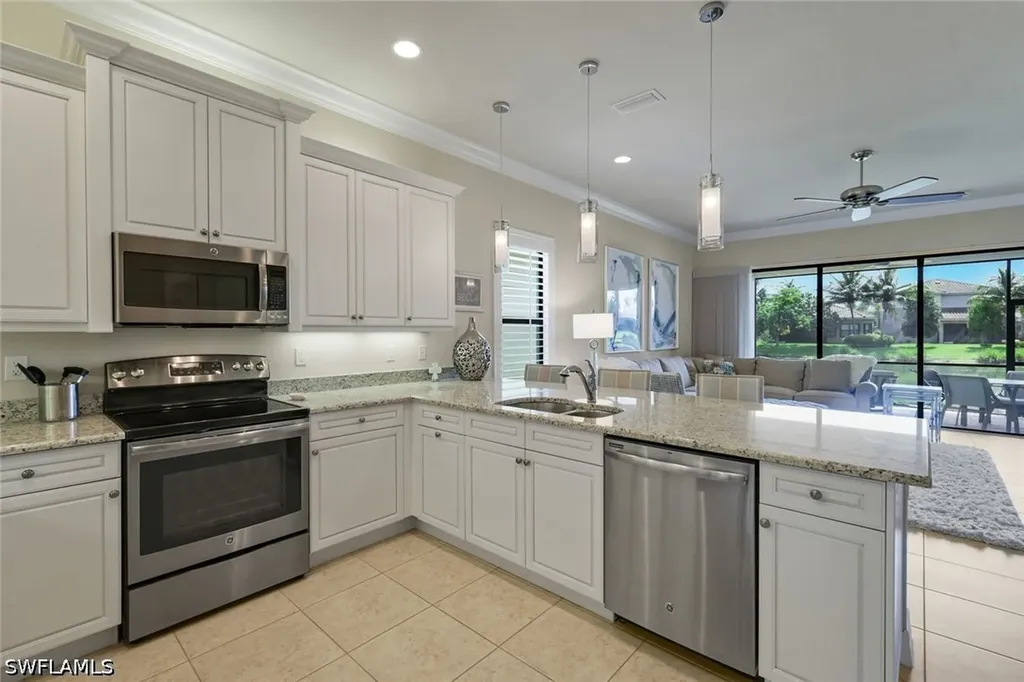 13556 Coronado Drive Naples FL 34109