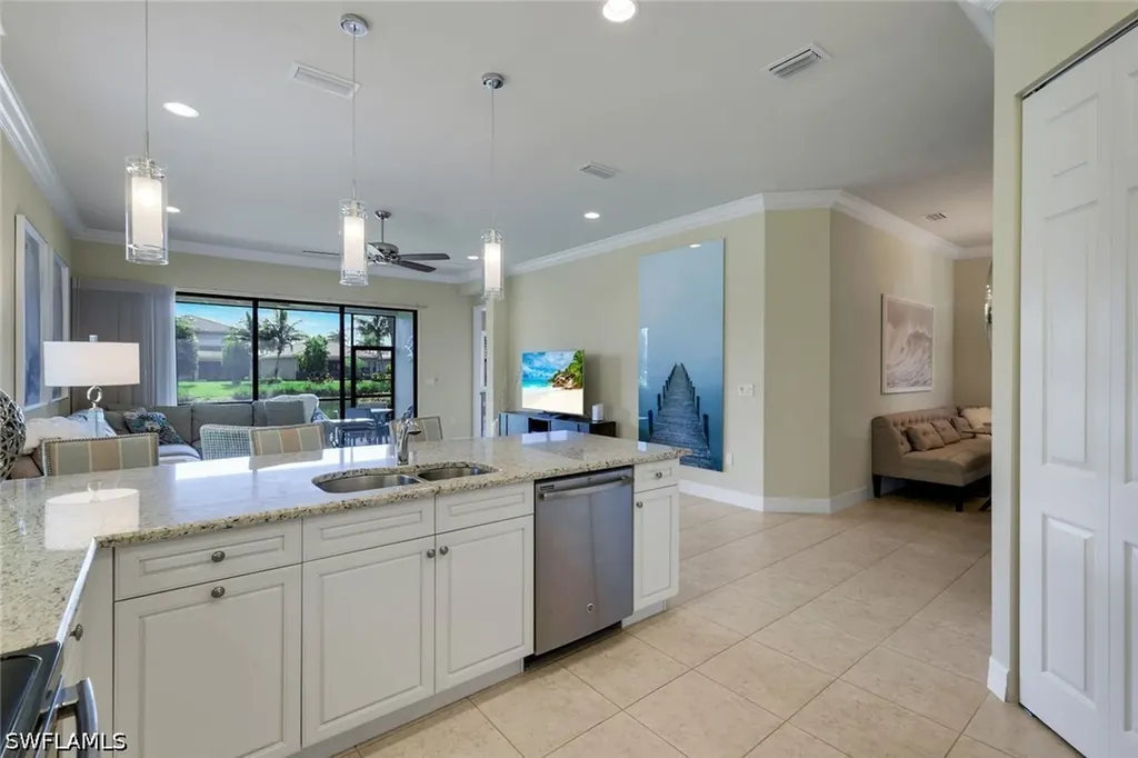 13556 Coronado Drive Naples FL 34109