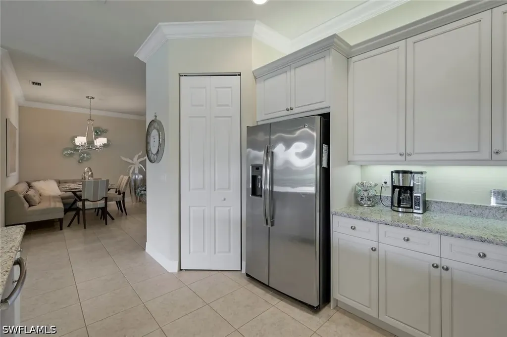 13556 Coronado Drive Naples FL 34109