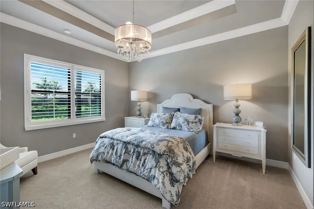 13556 Coronado Drive Naples FL 34109