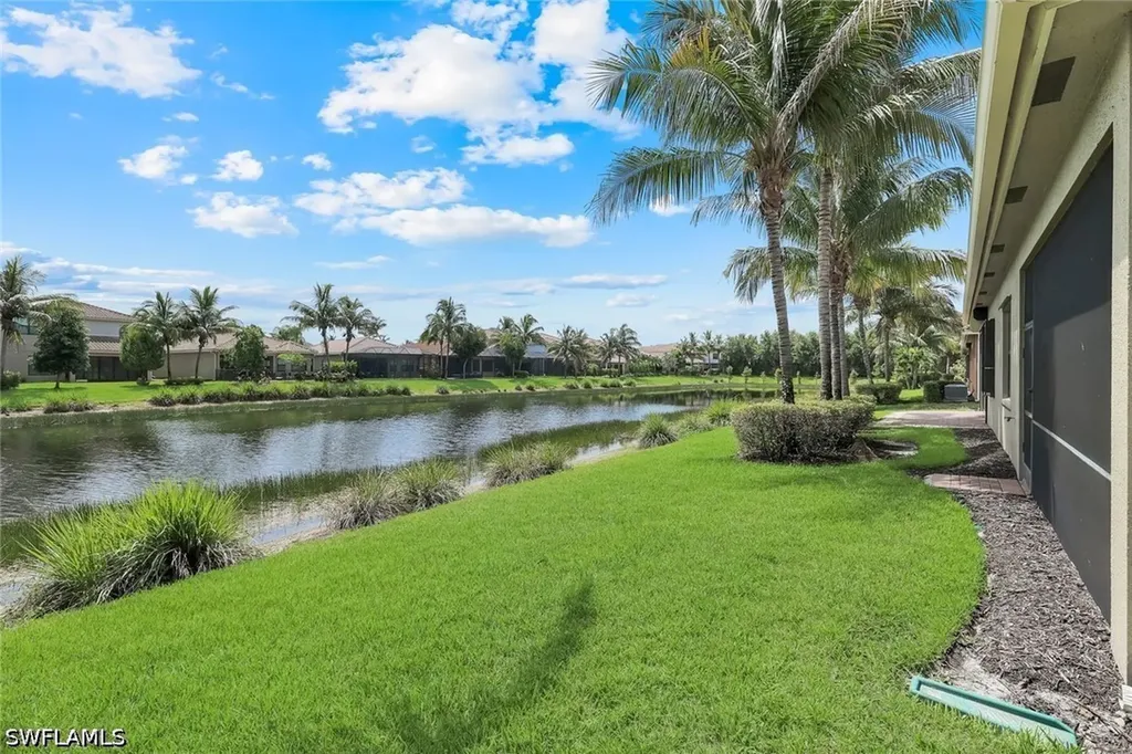 13556 Coronado Drive Naples FL 34109