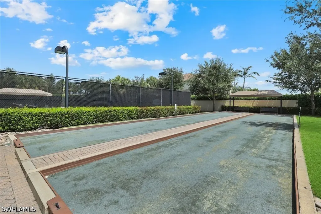13556 Coronado Drive Naples FL 34109