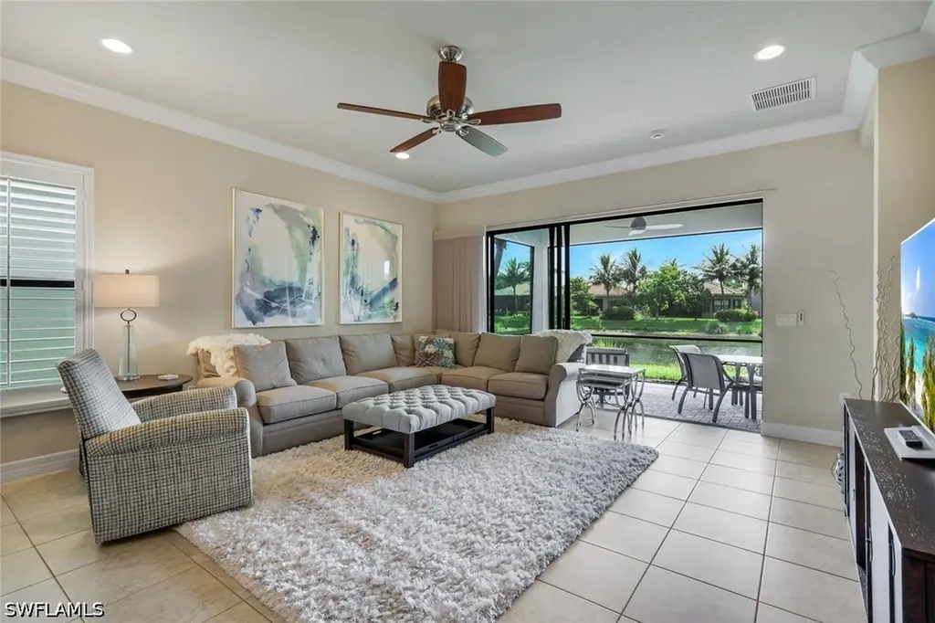 13556 Coronado Drive Naples FL 34109