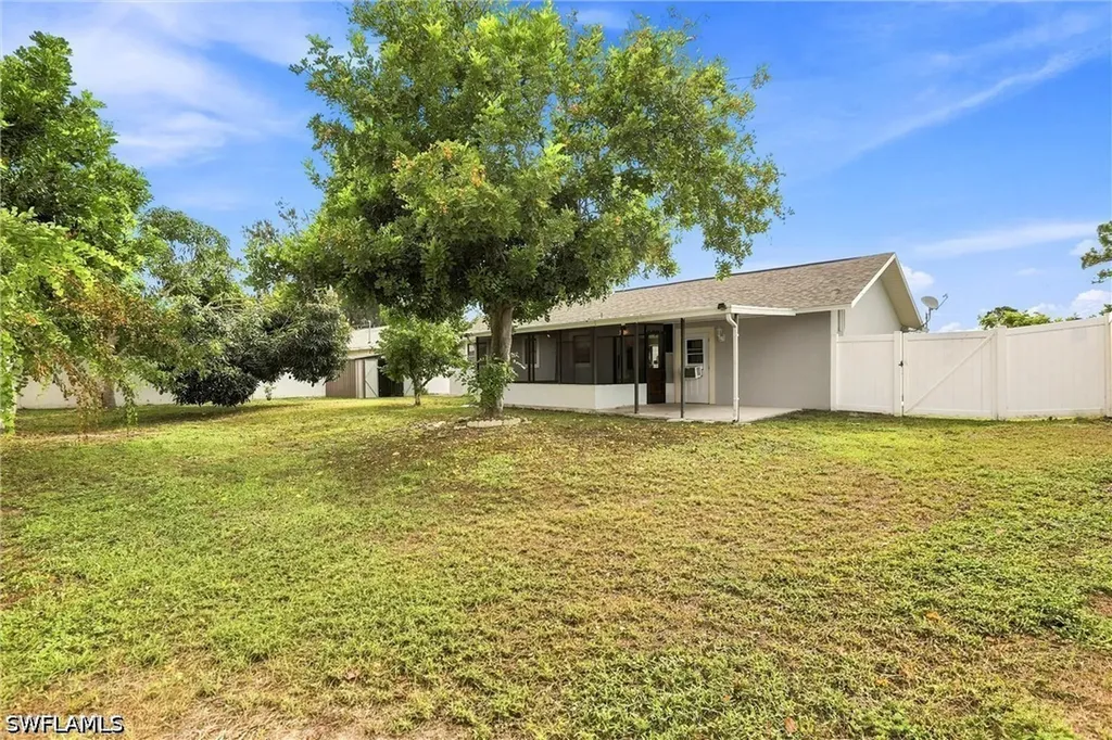 18500 Sarasota Road Fort Myers FL 33967