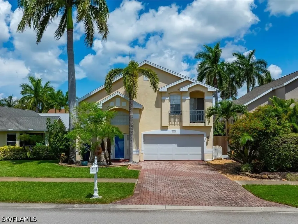 3570 Kent Drive Naples FL 34112