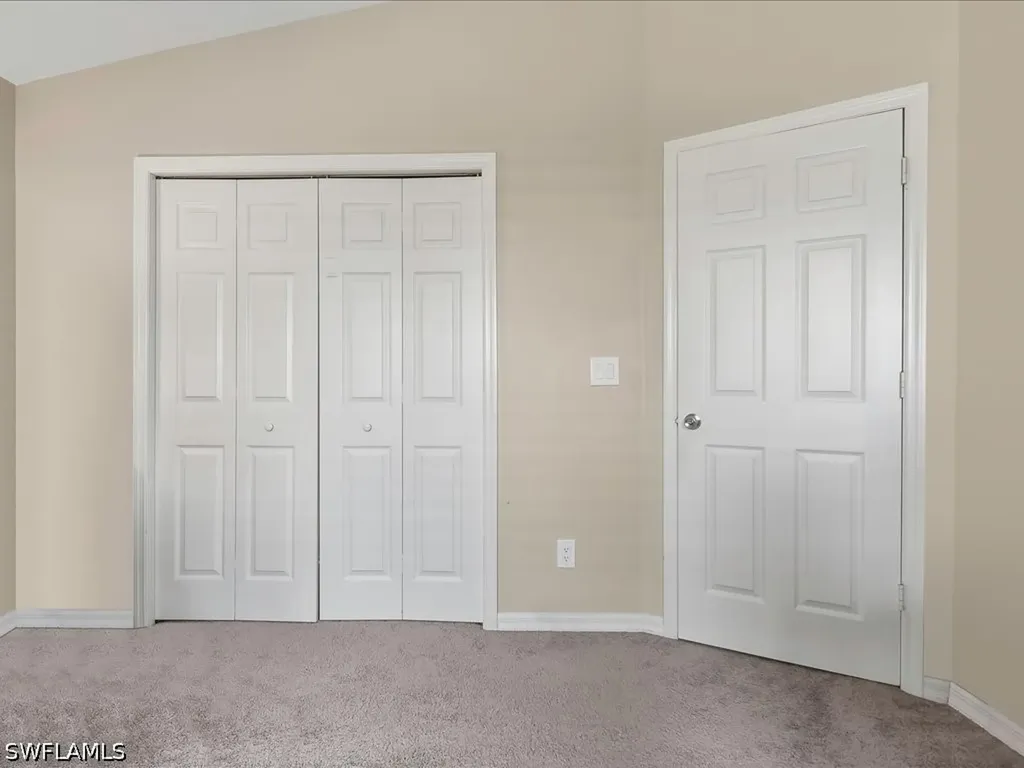 3570 Kent Drive Naples FL 34112