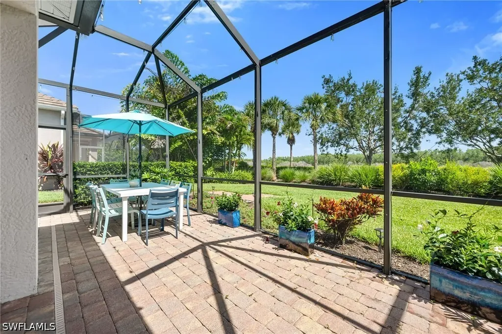 9343 Fieldstone Lane Naples FL 34120