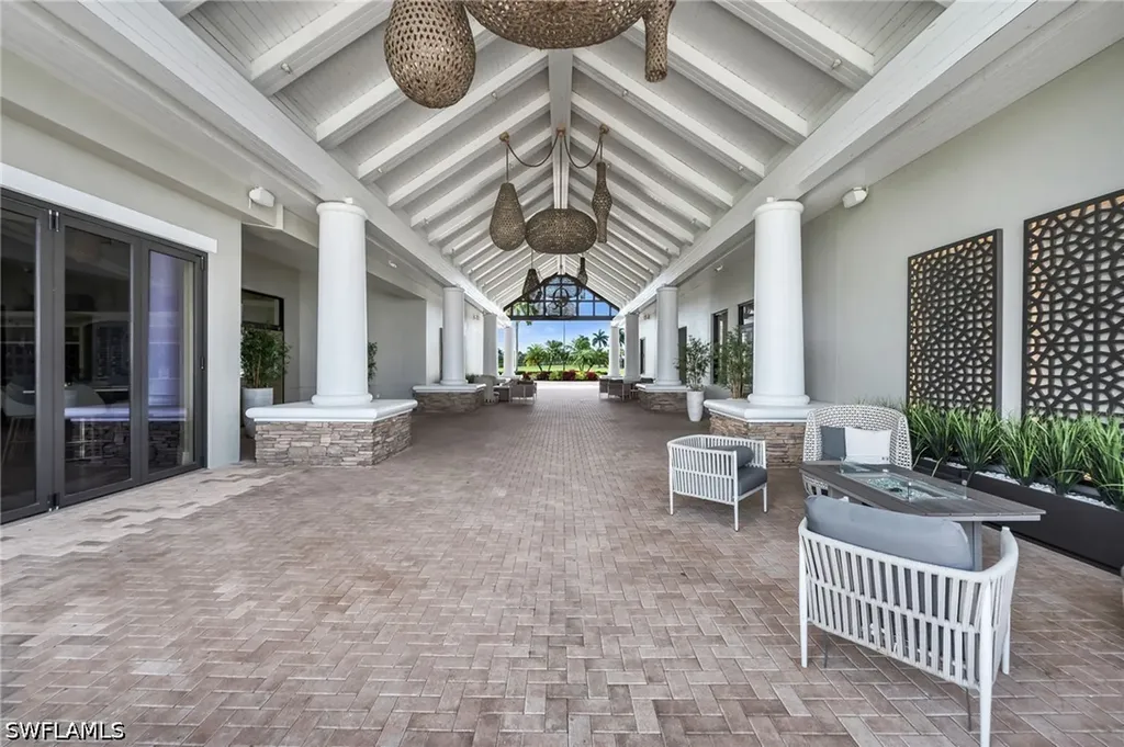 9343 Fieldstone Lane Naples FL 34120