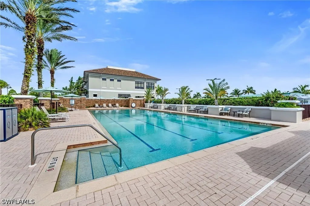 9343 Fieldstone Lane Naples FL 34120
