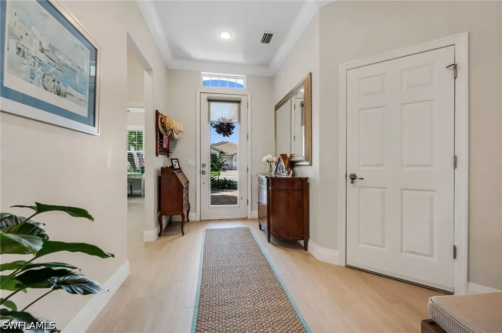 9343 Fieldstone Lane Naples FL 34120
