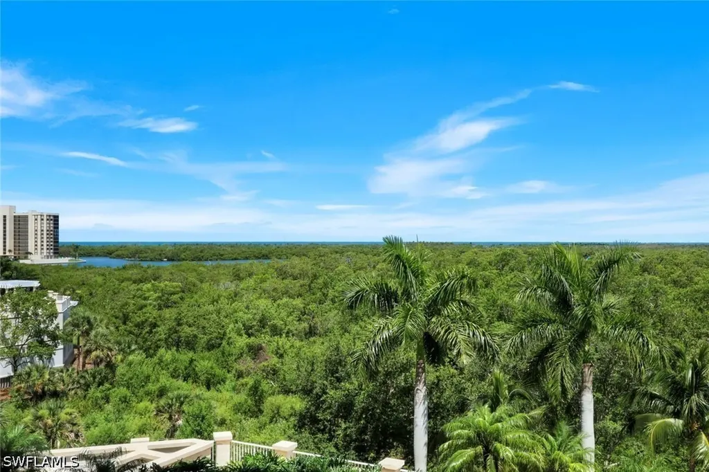 275 Indies Way Naples FL 34110