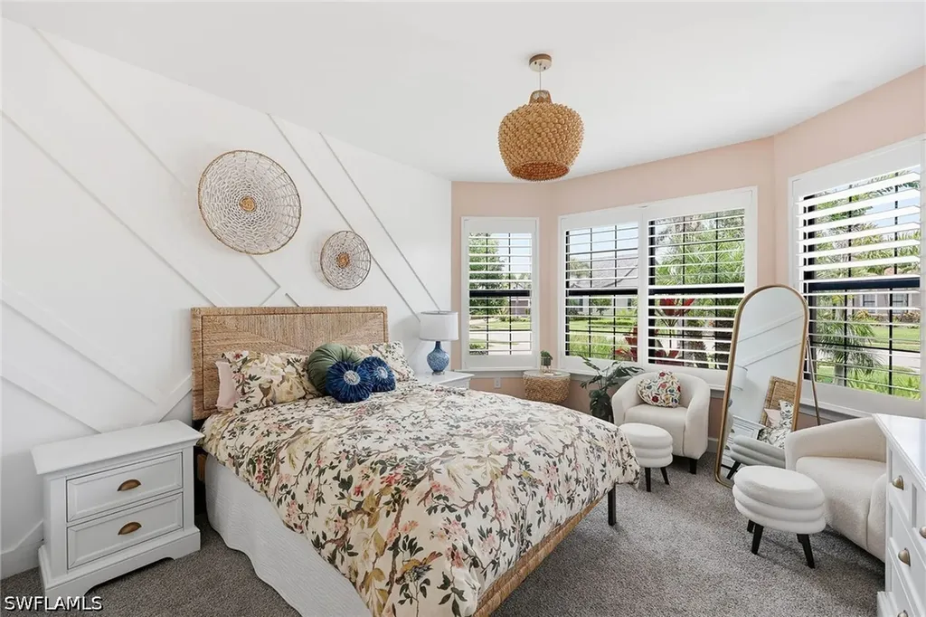 2738 Aviamar Circle Naples FL 34114