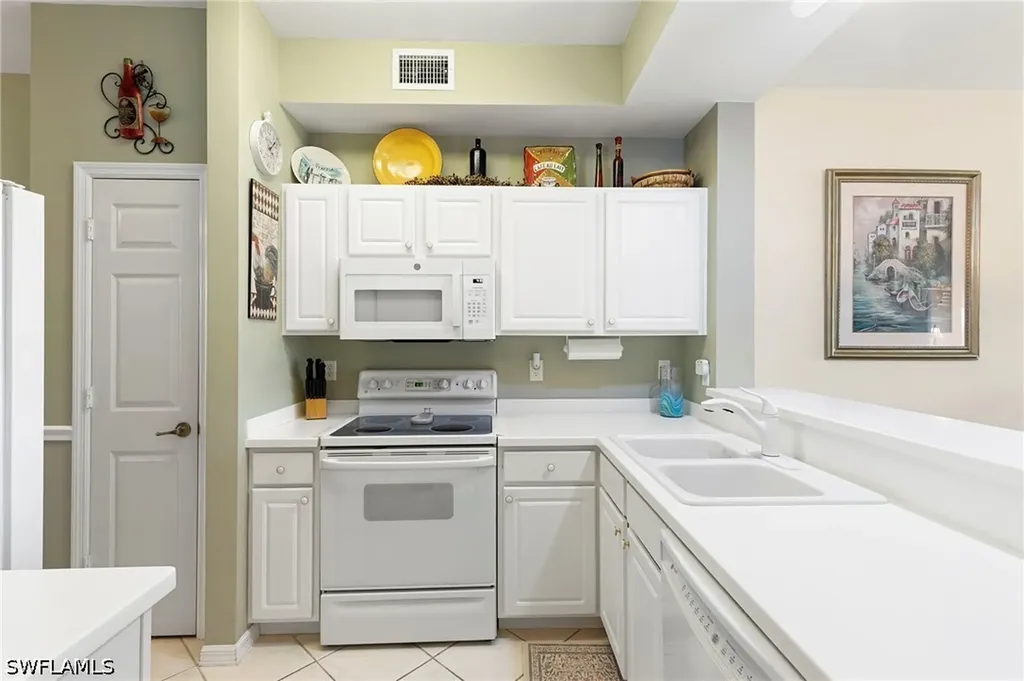 3935 Loblolly Bay Drive Naples FL 34114
