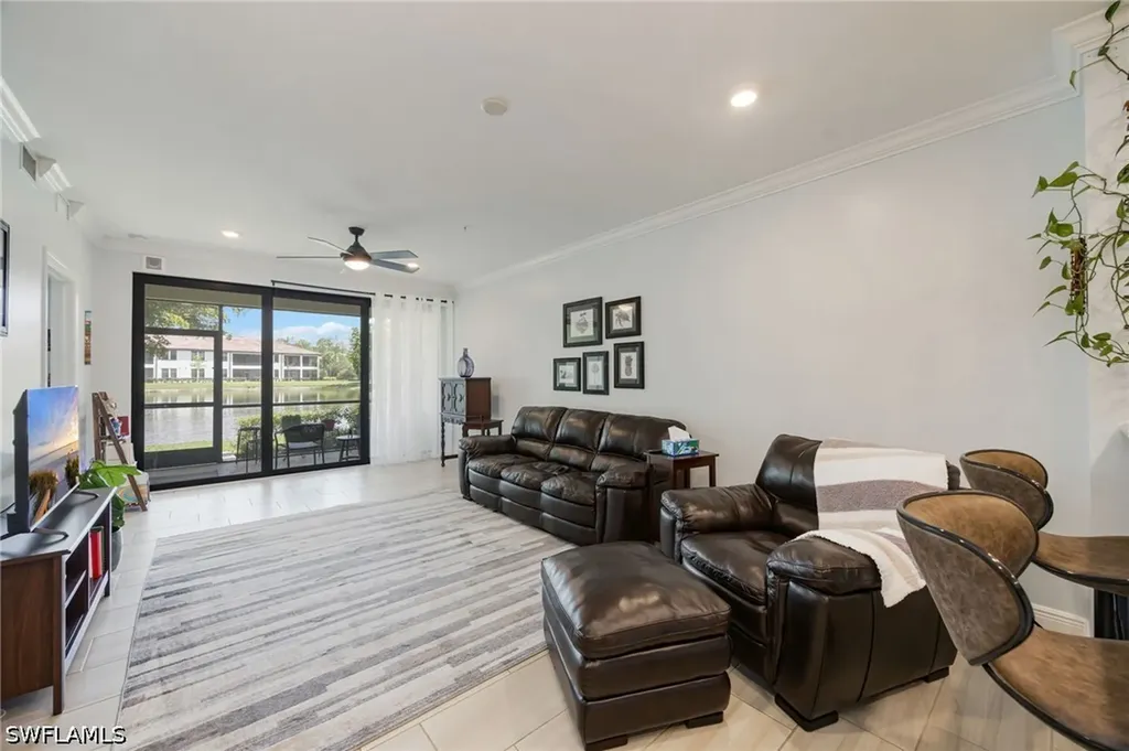 15122 Palmer Lake Circle Naples FL 34109
