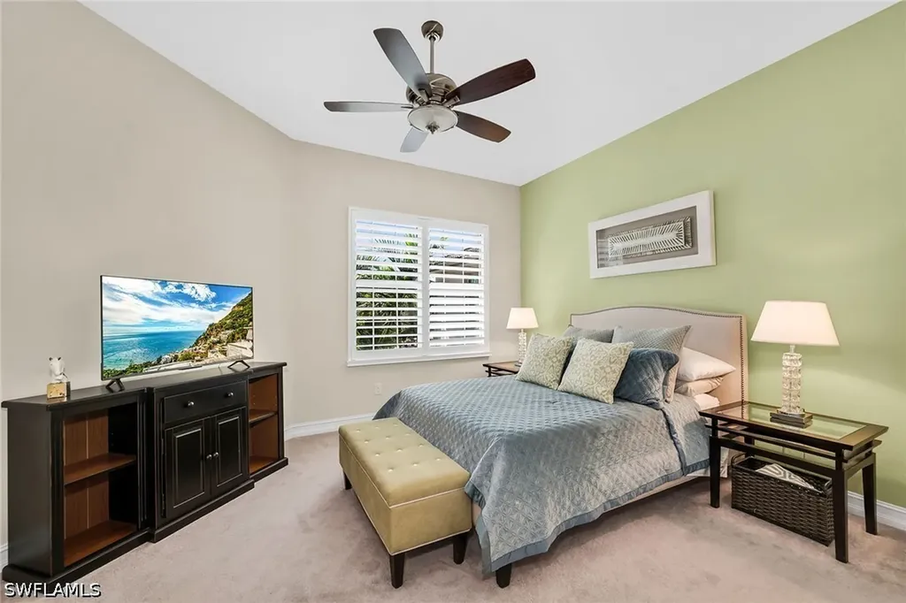 7825 Hawthorne Drive Naples FL 34113