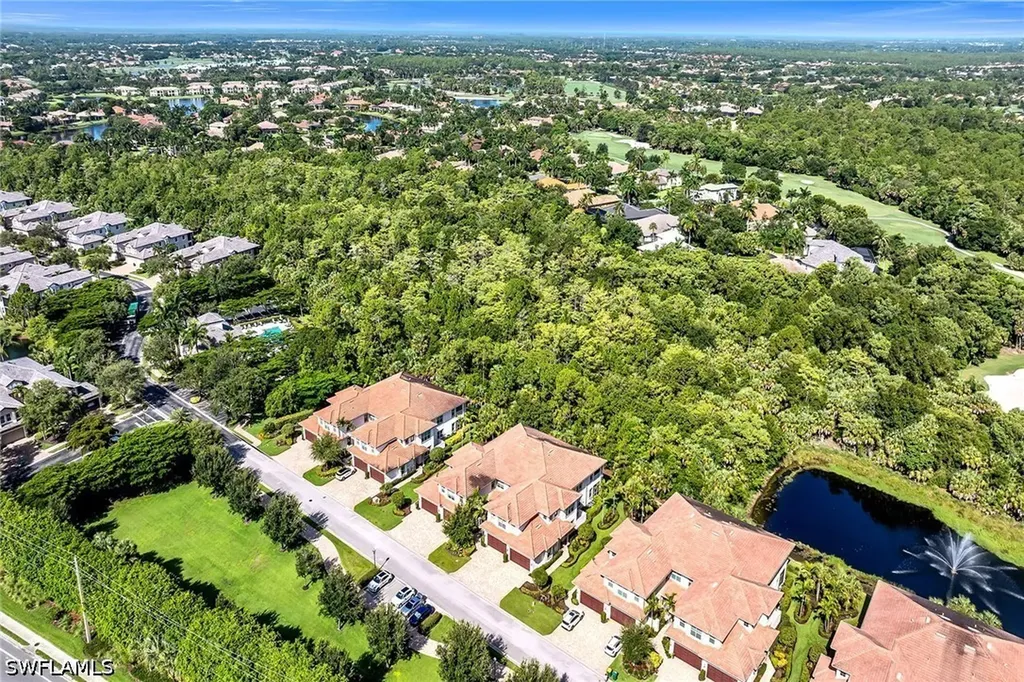 7825 Hawthorne Drive Naples FL 34113