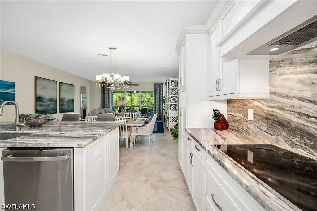 7825 Hawthorne Drive Naples FL 34113
