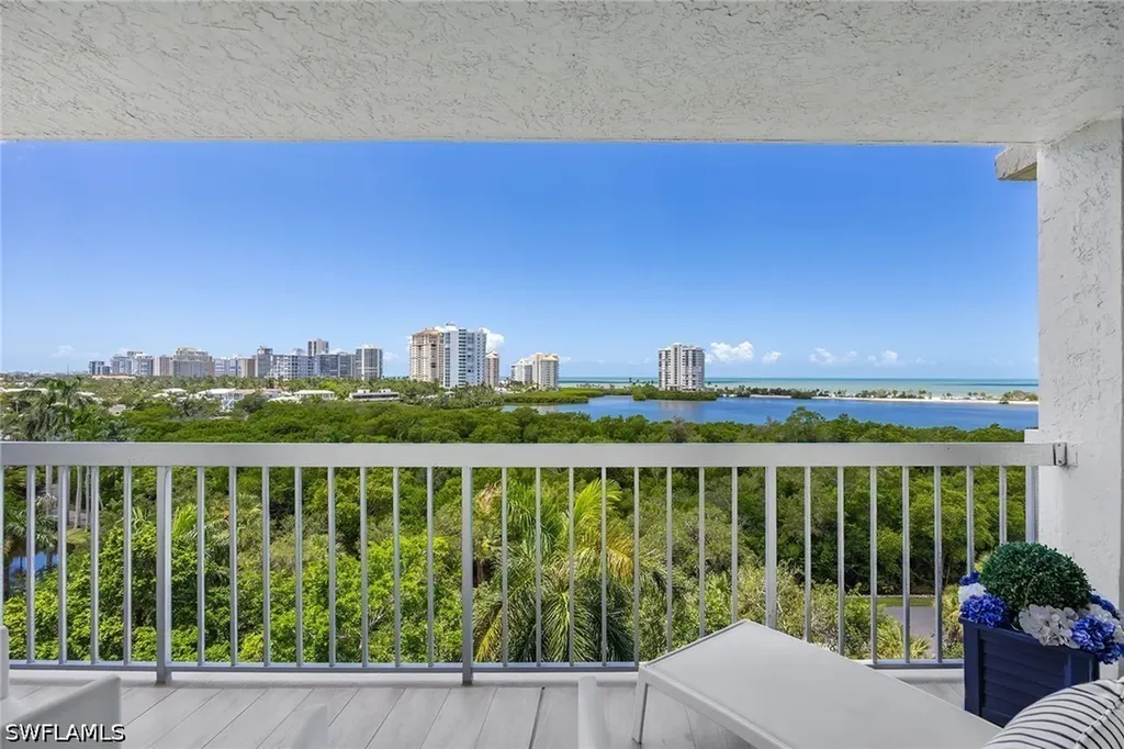 5501 Heron Point Drive Naples FL 34108