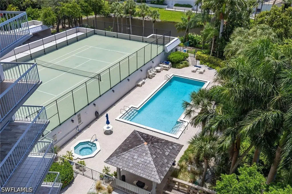 5501 Heron Point Drive Naples FL 34108
