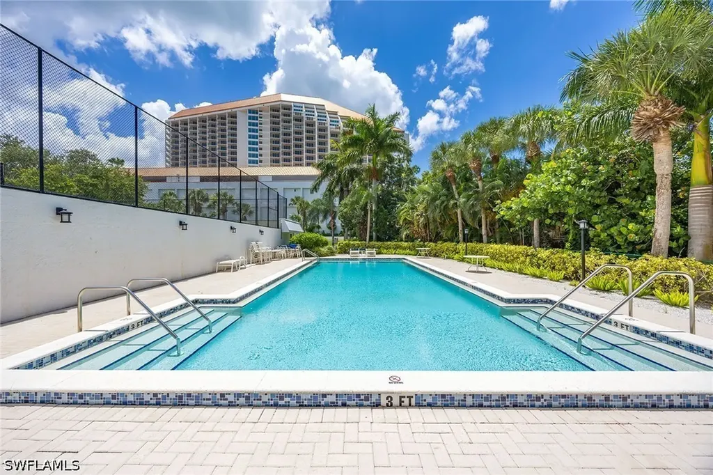 5501 Heron Point Drive Naples FL 34108