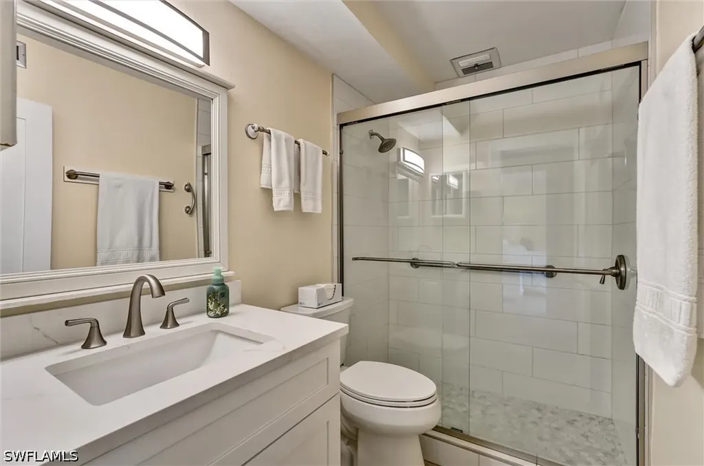 631 12th Avenue S Naples FL 34102
