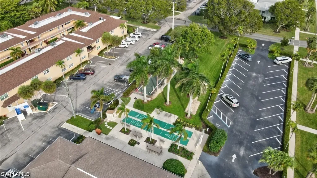 631 12th Avenue S Naples FL 34102