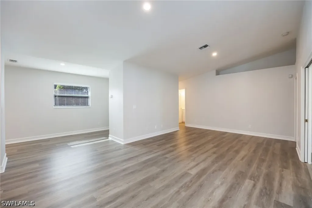 300 Diamond Circle Naples FL 34110