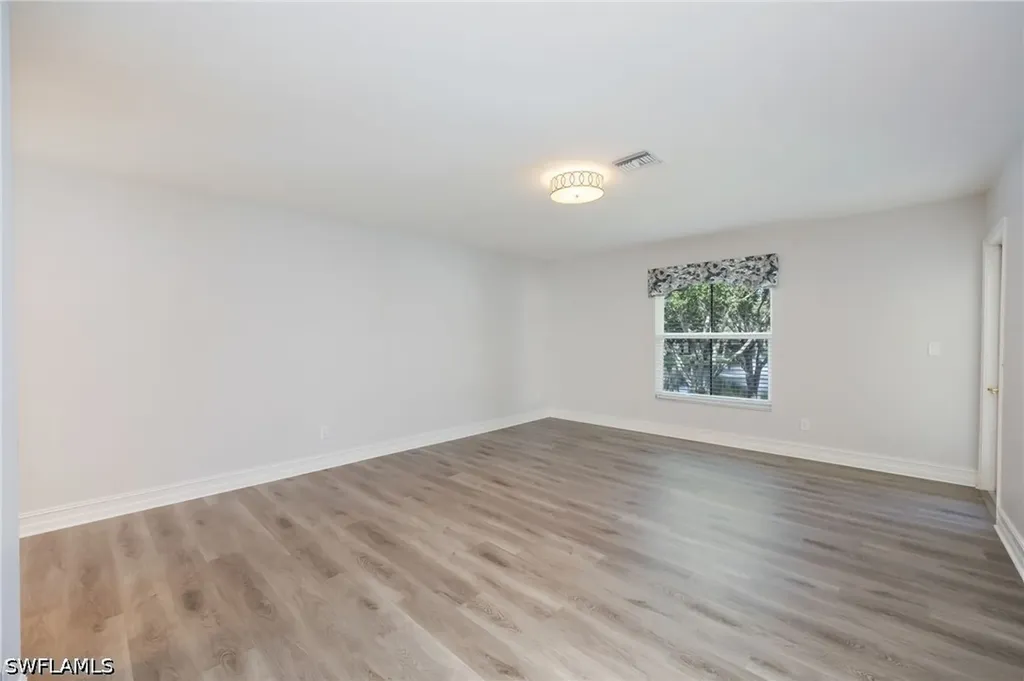 300 Diamond Circle Naples FL 34110