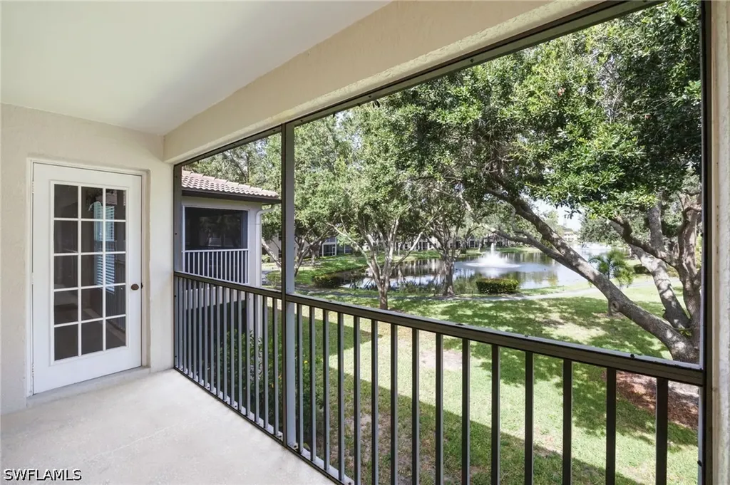 300 Diamond Circle Naples FL 34110