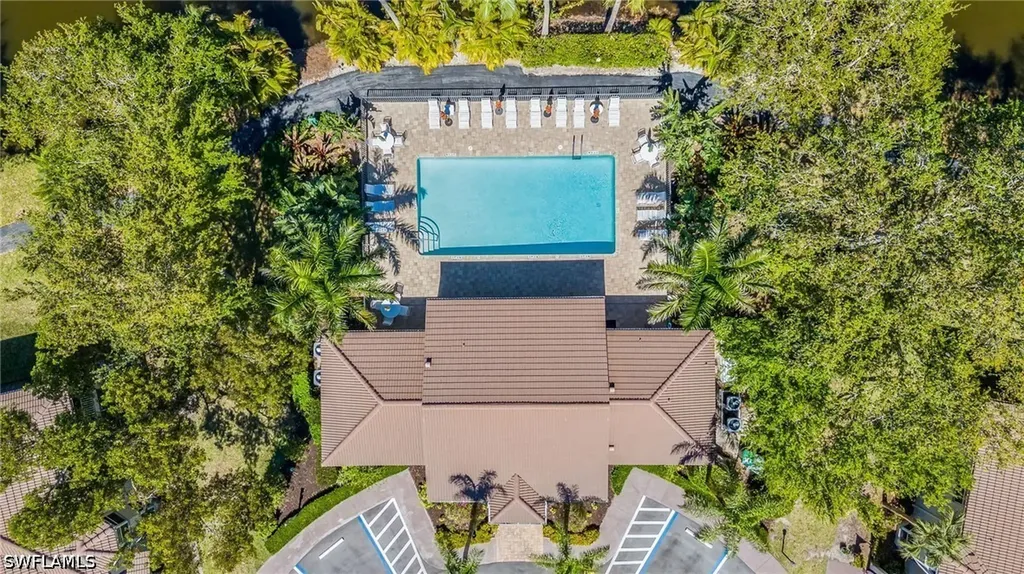 300 Diamond Circle Naples FL 34110