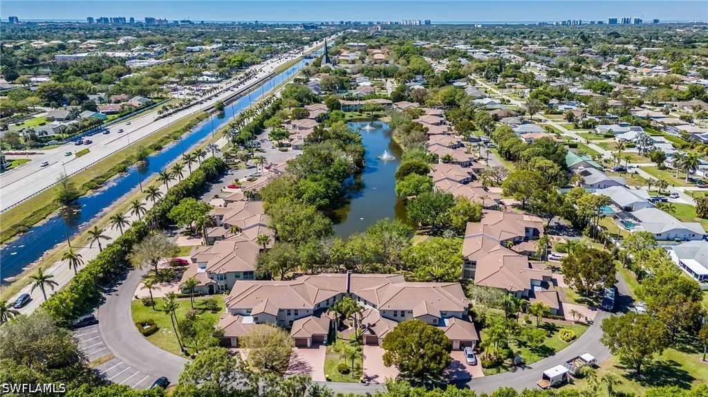 300 Diamond Circle Naples FL 34110