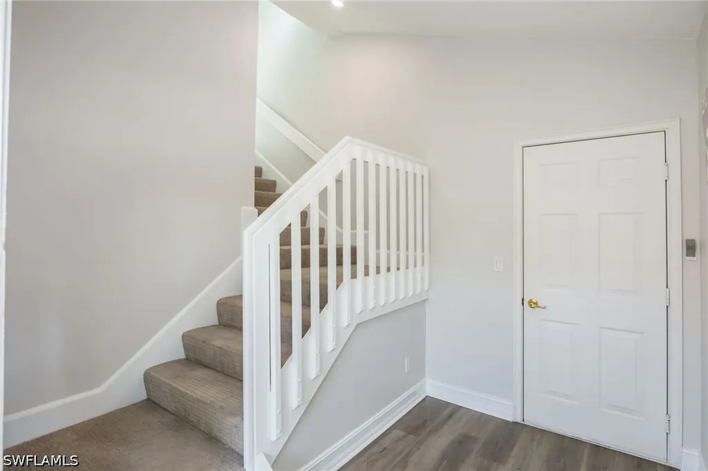 300 Diamond Circle Naples FL 34110