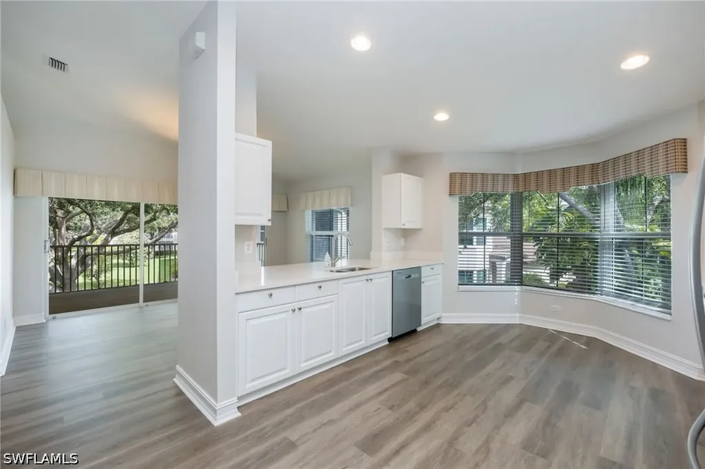 300 Diamond Circle Naples FL 34110