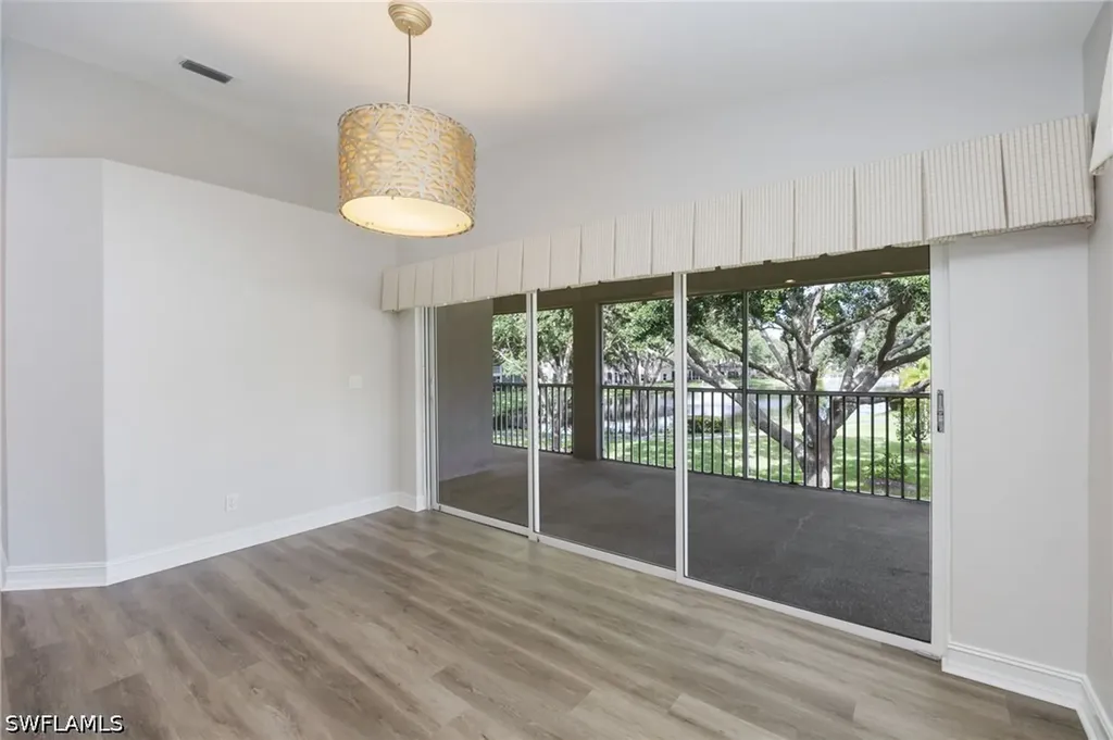 300 Diamond Circle Naples FL 34110