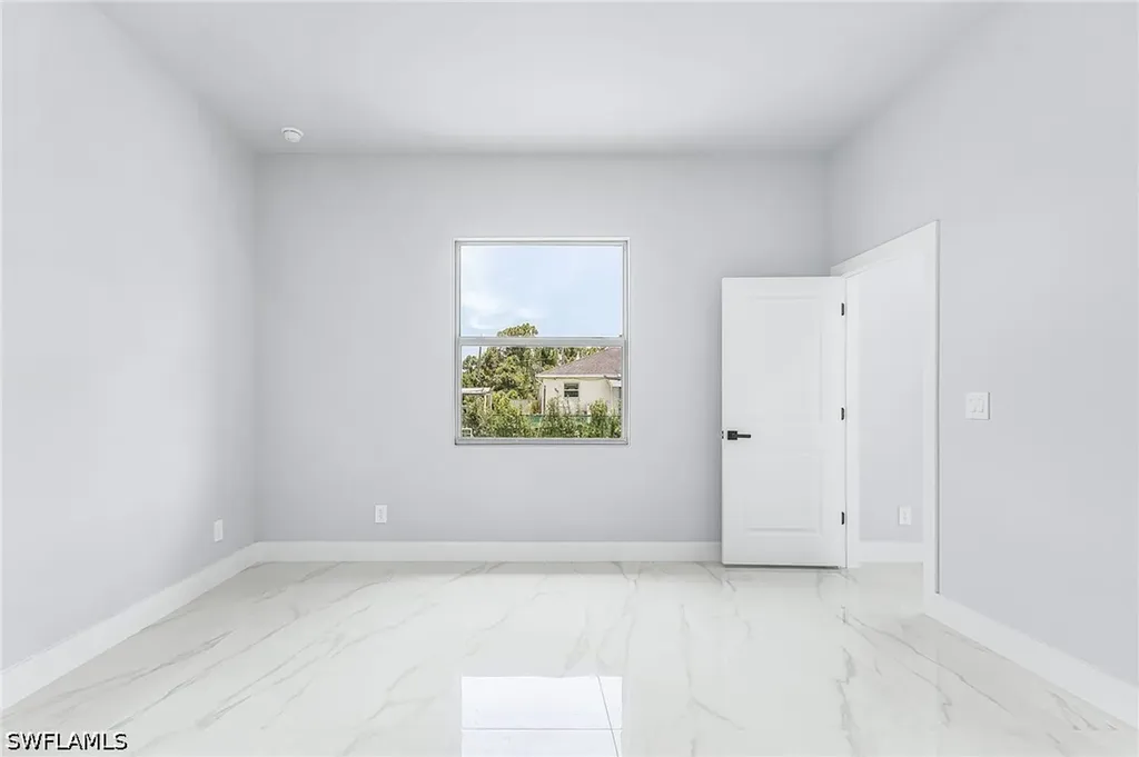 748 Chestnut Street E Lehigh Acres FL 33974