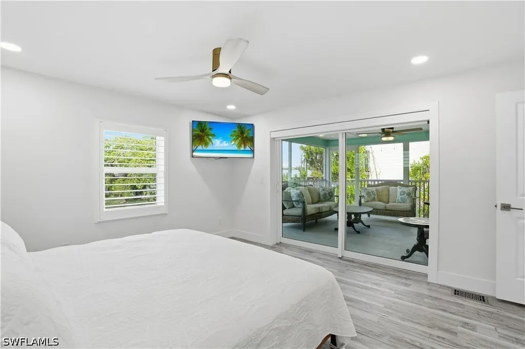 270 Dundee Road Fort Myers Beach FL 33931