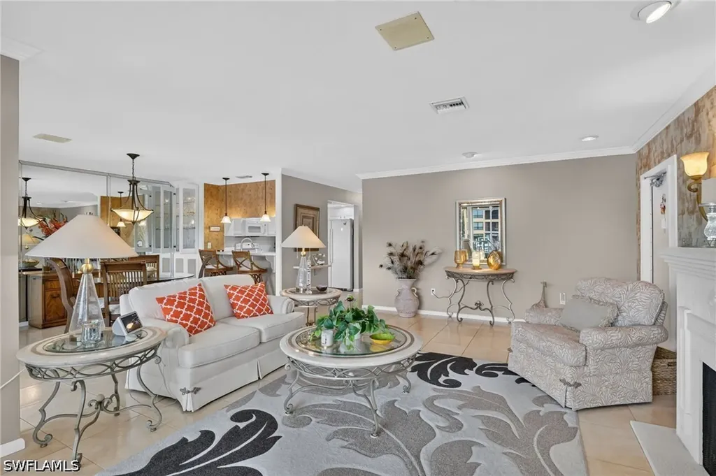 4025 SE 19th Place Cape Coral FL 33904