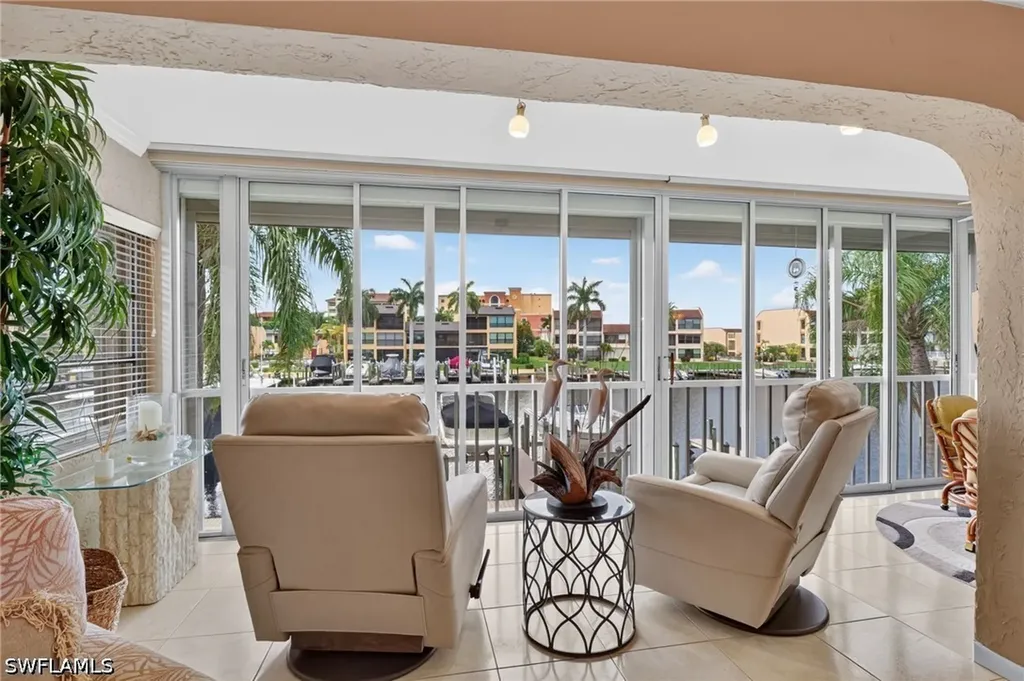 4025 SE 19th Place Cape Coral FL 33904