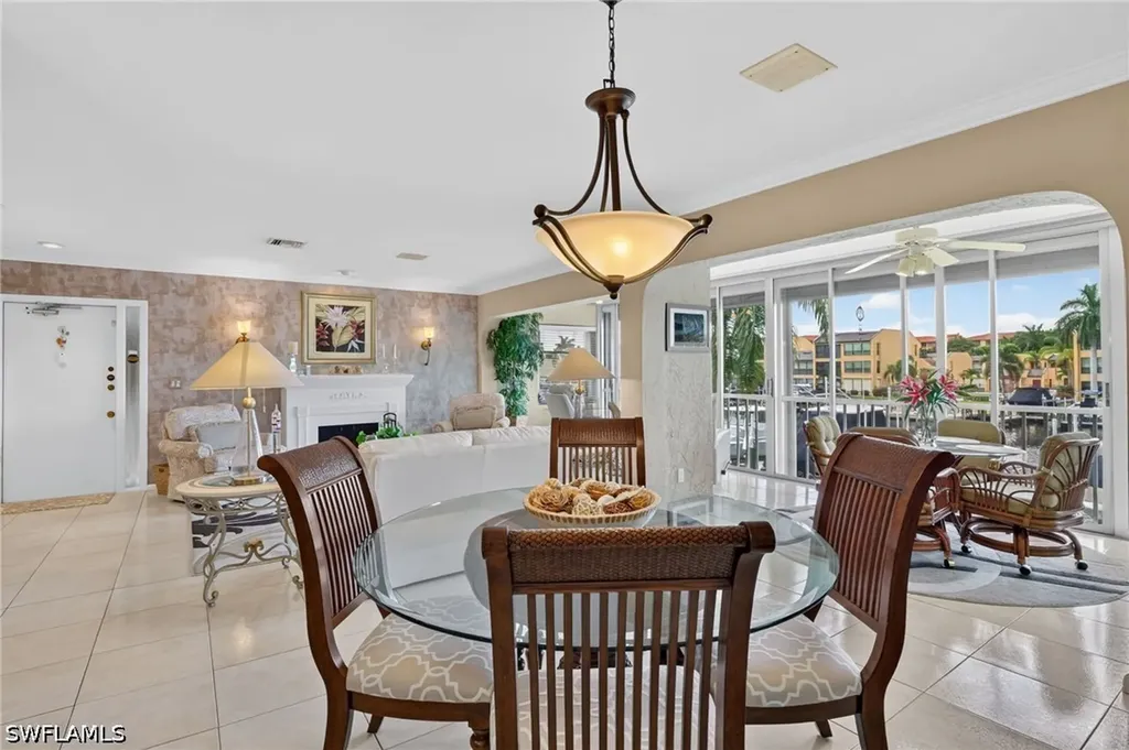 4025 SE 19th Place Cape Coral FL 33904