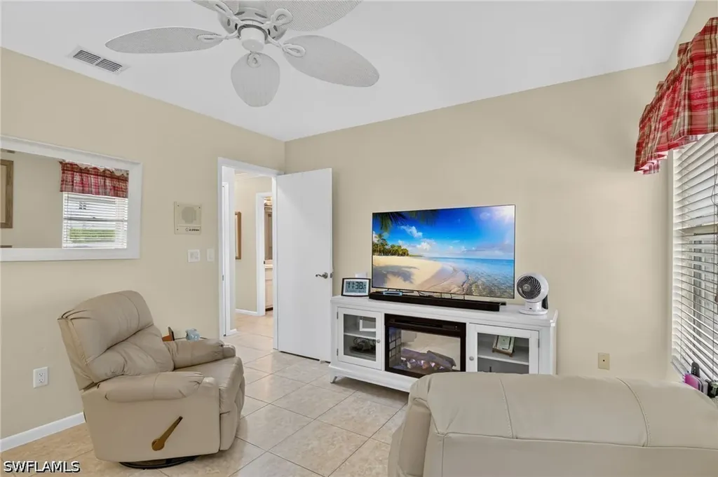 4025 SE 19th Place Cape Coral FL 33904