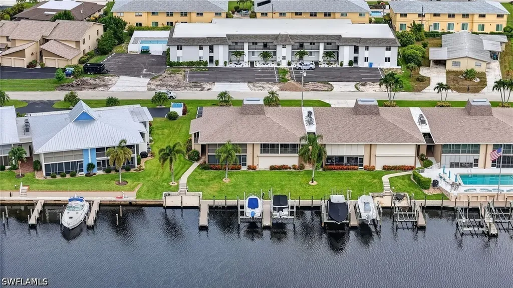 4025 SE 19th Place Cape Coral FL 33904