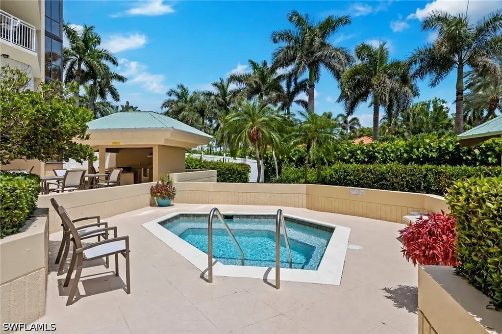 520 S Collier Boulevard Marco Island FL 34145
