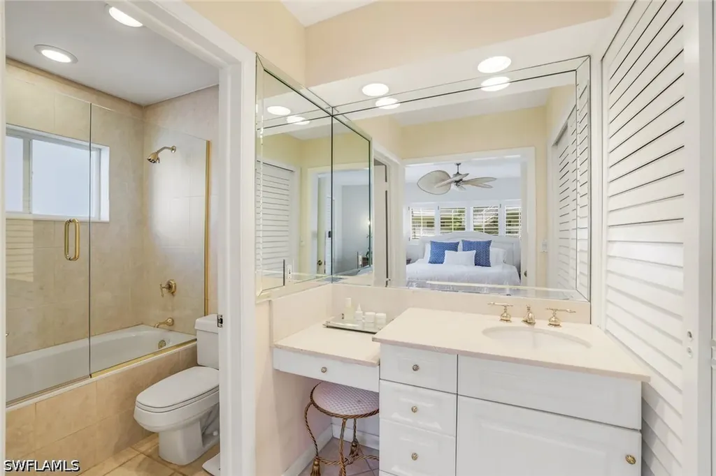 1851 Gulf Shore Boulevard N. Naples FL 34102