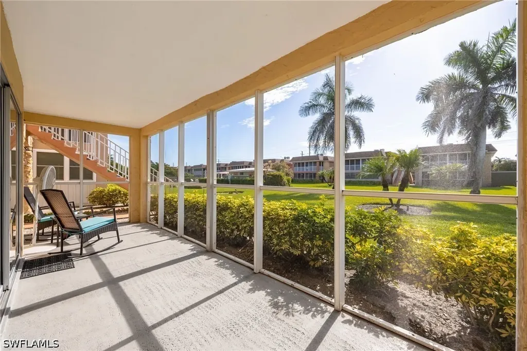 1400 Pompei Lane Naples FL 34103