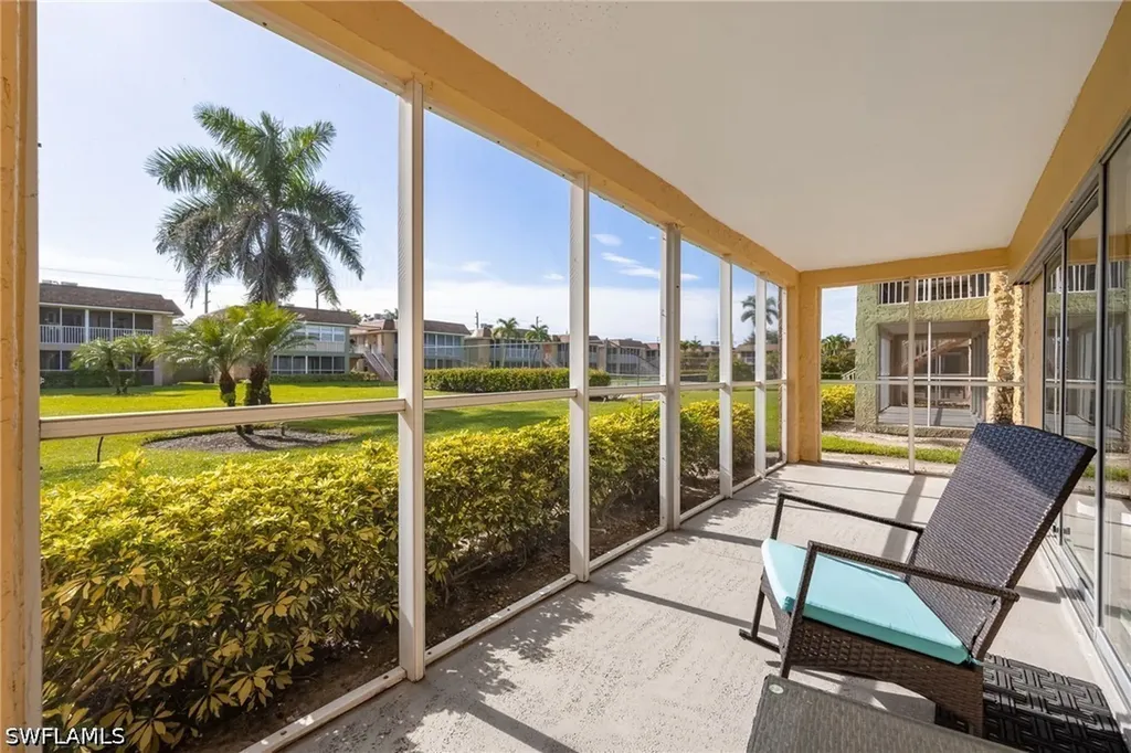 1400 Pompei Lane Naples FL 34103