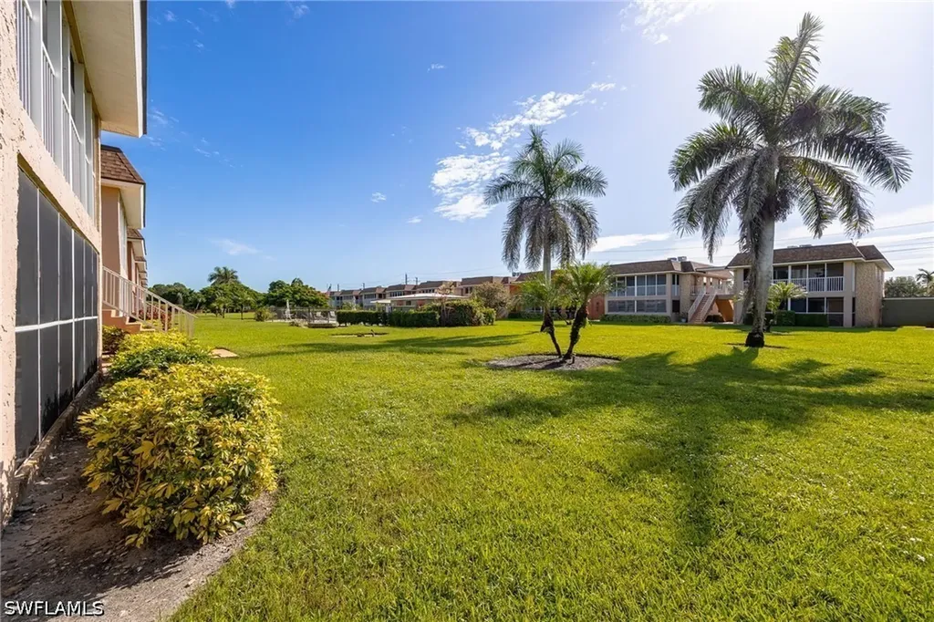 1400 Pompei Lane Naples FL 34103