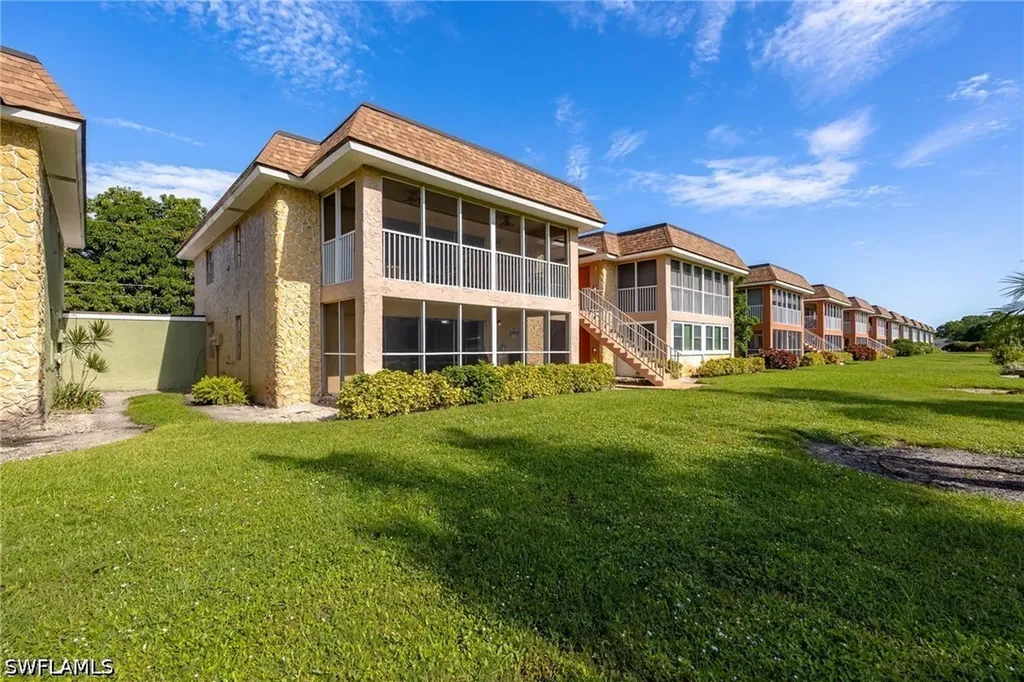 1400 Pompei Lane Naples FL 34103
