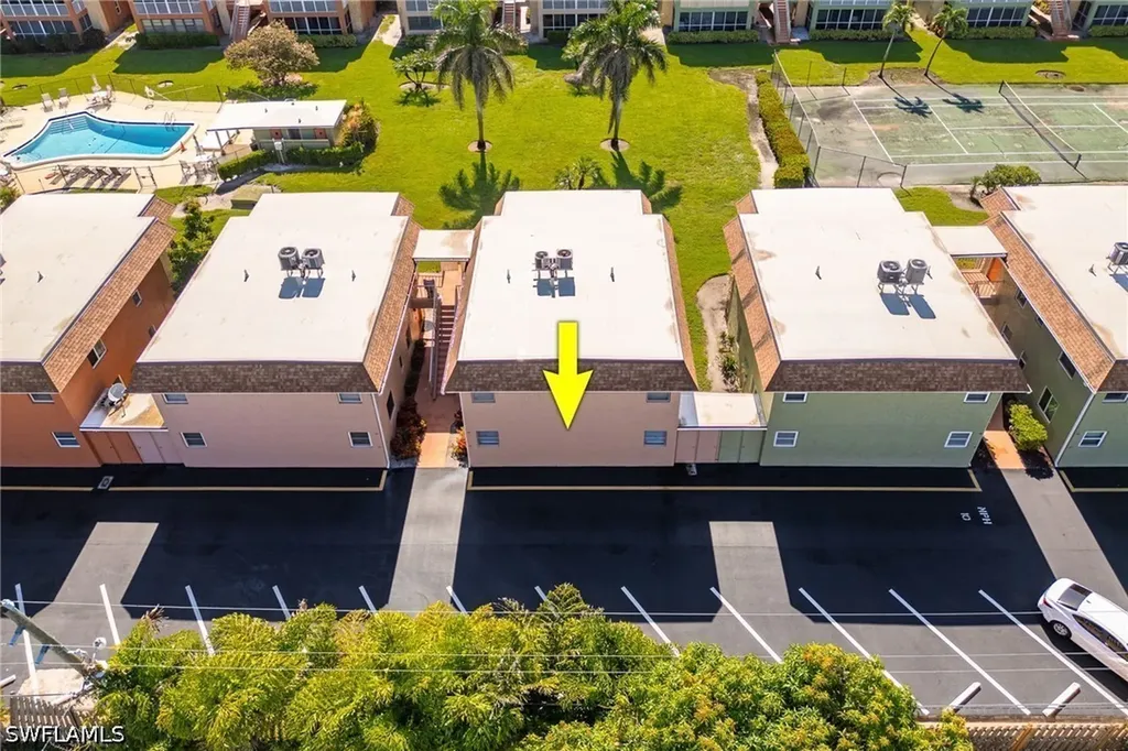 1400 Pompei Lane Naples FL 34103